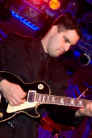 The smooth sounds of guitarist, Steve Roberts