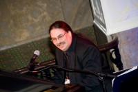Captivating Pianist & Vocalist, Paul Sucherman