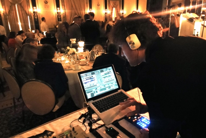 DJ-01