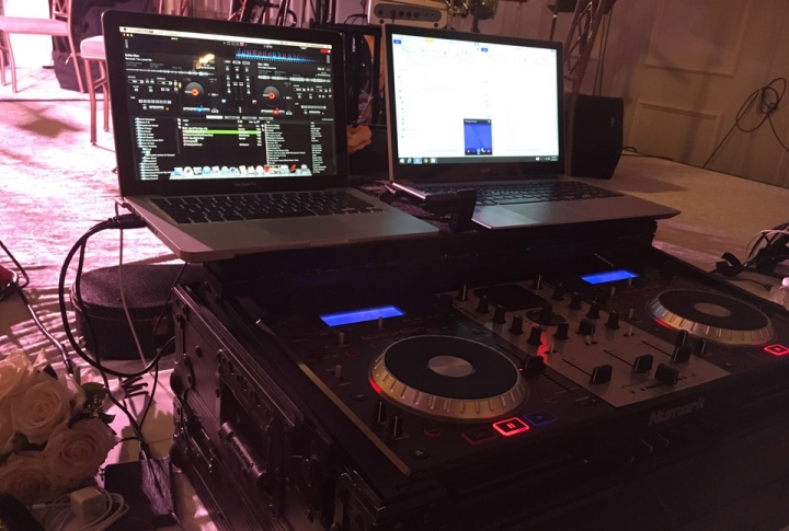 DJ-09